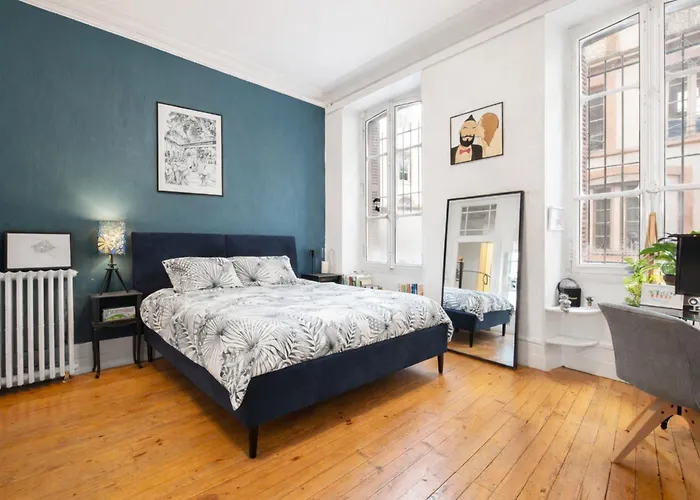 Apartamento 115m Hyper Centre - Coeur Saint Sernin, 5 Min Capitole - Parking Public Sous Terrain 3 Min Toulouse